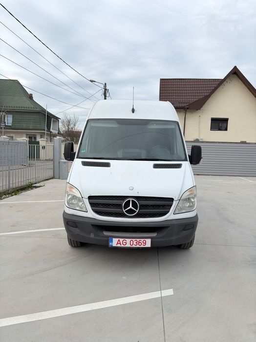 Vând Mercedes Sprinter 2010 Furgon
