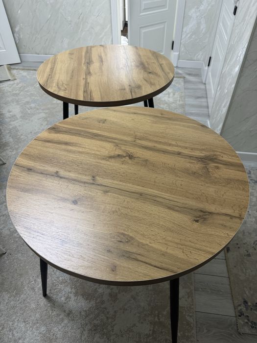 Обеденный стол для гостиной и на кухню можно