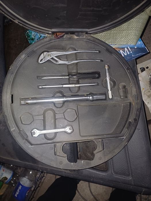 Продам проставки на колеса.  Мерседес.