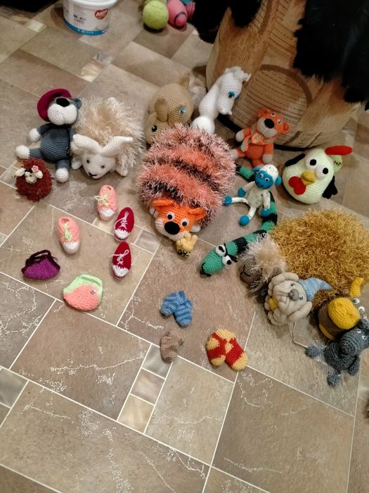 Продам вязаные игрушки