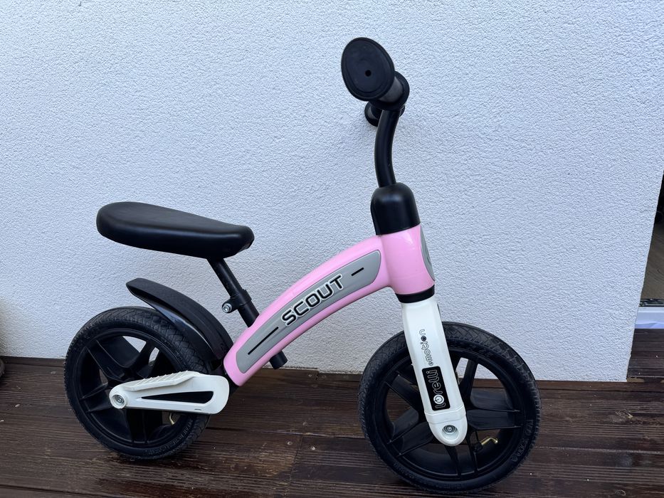 Баланс колело с въздушни гуми Lorelli SCOUT Pink