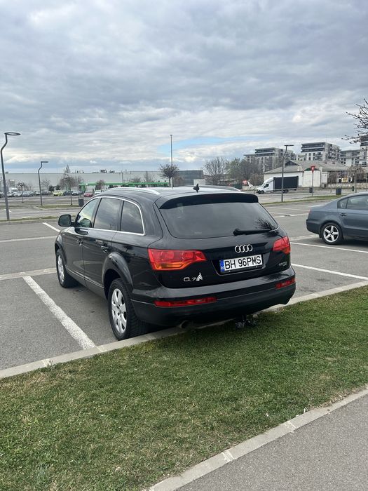 De vanzare Audi Q7 3.0