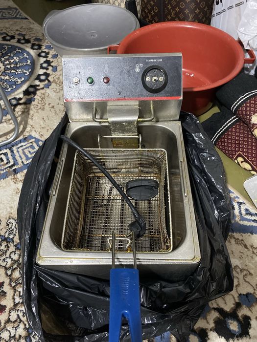 чуть чуть нужно помыт а так нормольно