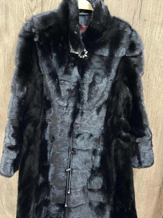 Шуба норковая черная