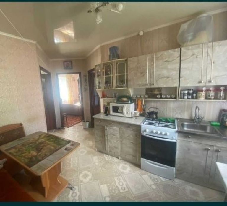 Продам дом 93 кв на участке 8 соток.