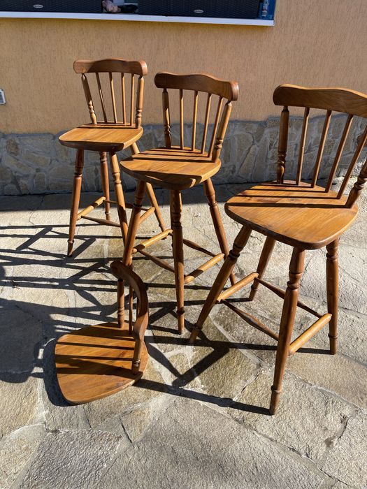 Дървени столове тип щъркел