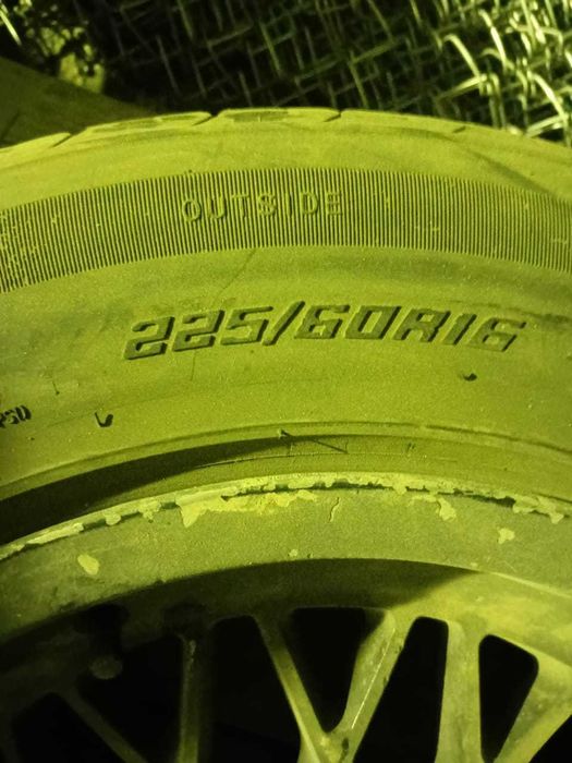 Продаются шины 225/60/R16