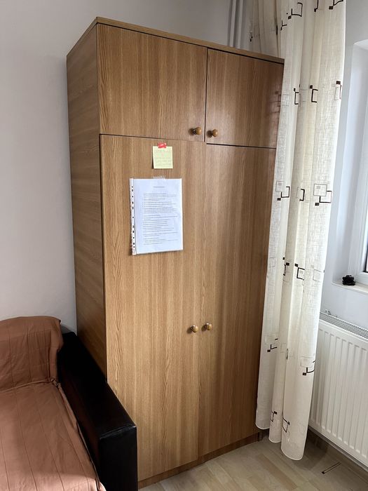 Dulap cu doua usi pentru umerase