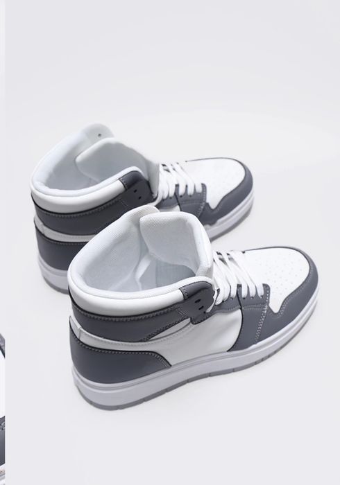 Кроссовки Jordan