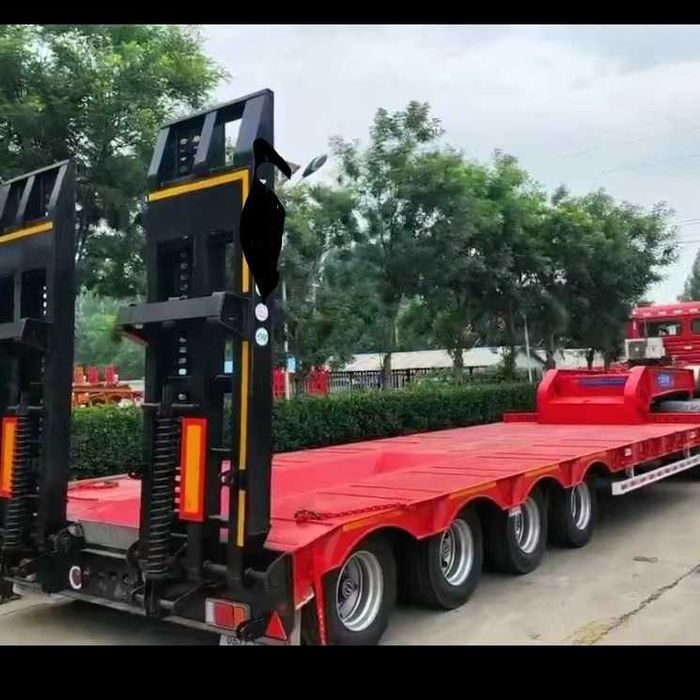 Специальный прицеп для перевозки экскаваторов