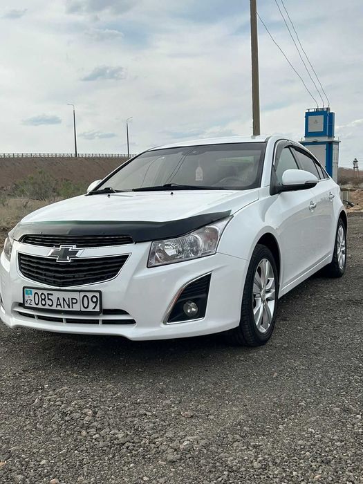Шевролет круз автомобиль