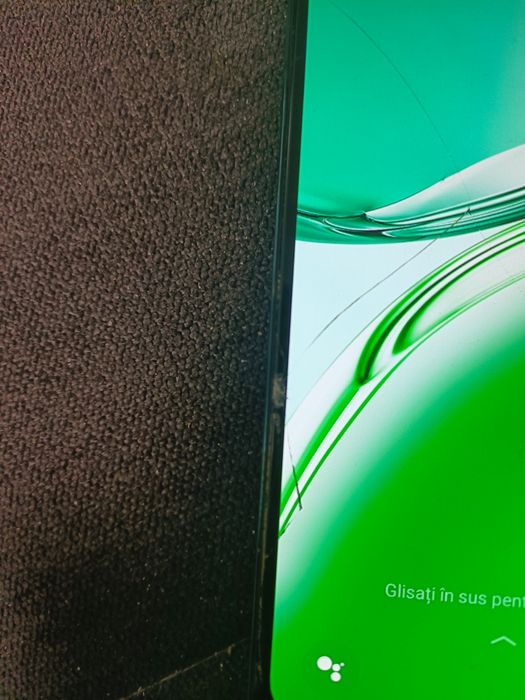 Oppo reno 12 fs 5g , 12 GB RAM și 512 memorie