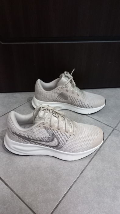 Nike run defy 38.5 дамски найк