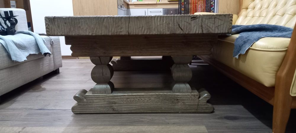 Măsuță  de cafea  lemn masiv