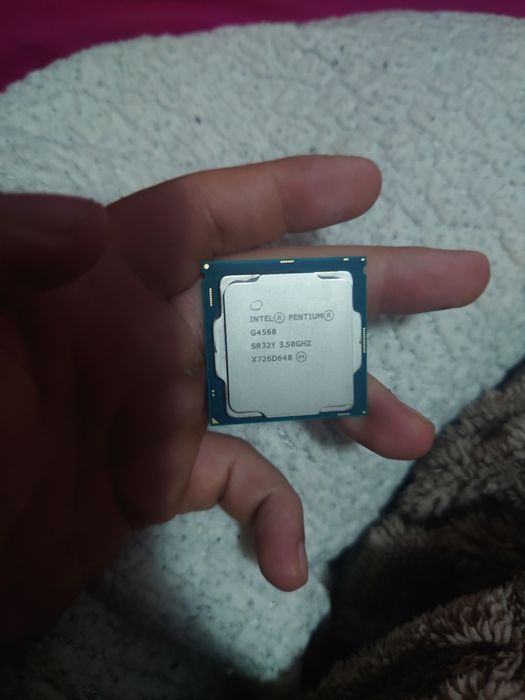 Intel Pentium G4560 – Socket LGA 1151