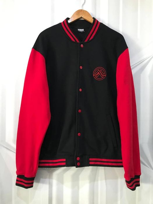 Tricou/bluza PP JWS diverse