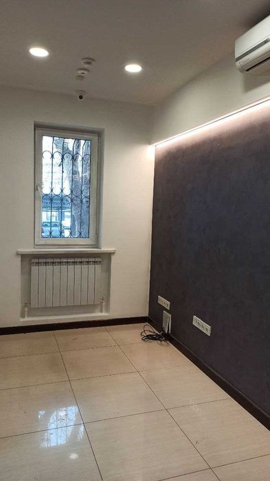 Цена Снижена Дархан/ 1 линия / 140м²/ 6 комнат под Офис, учебный центр