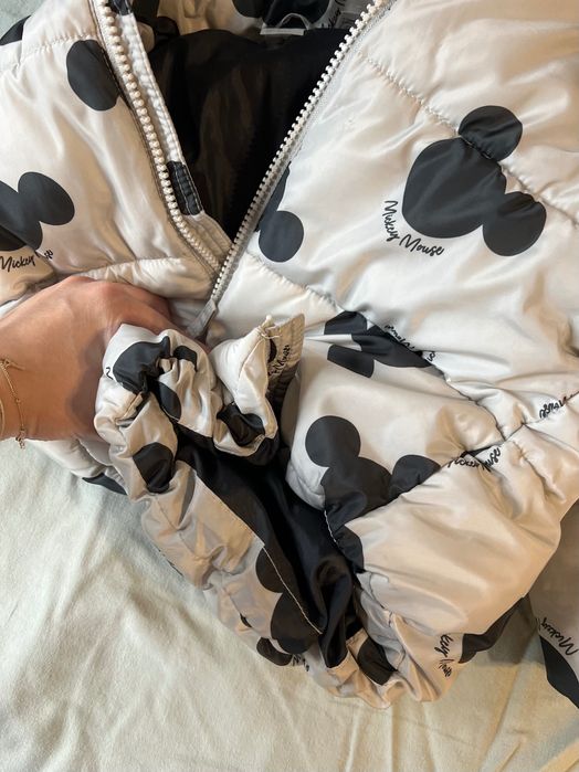 Set geaca iarnă Mickey Mouse H&M mărimea 92 și fes