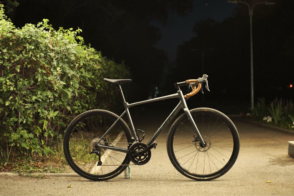 шоссейный велосипед giant contend ar3