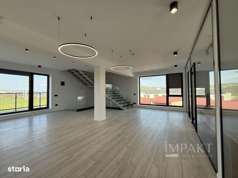 Spatiu de birouri dispus pe 2 niveluri , 225 m2 , Borhanci