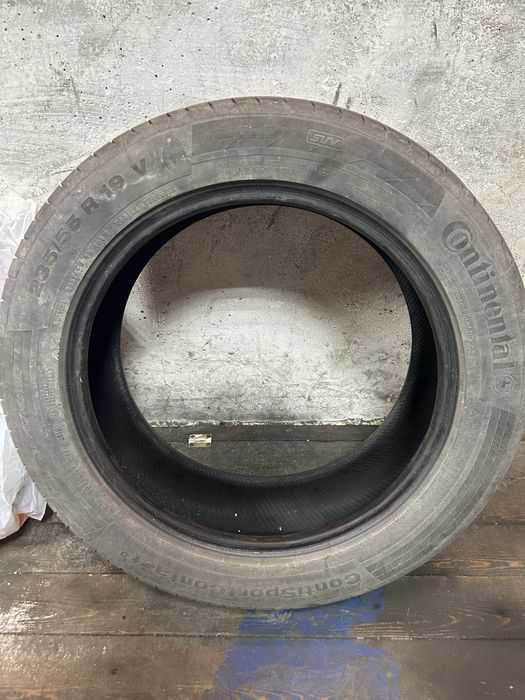 Продам комплект автошин на 19