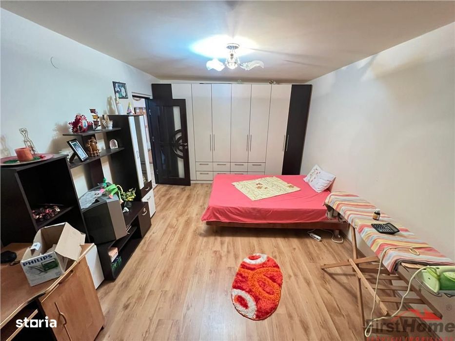 Apartament 2 camere, hol patrat, logie + balcon, zona Razboieni