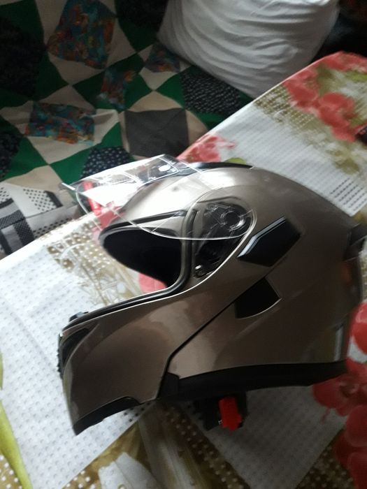 Продам шлем трансформер