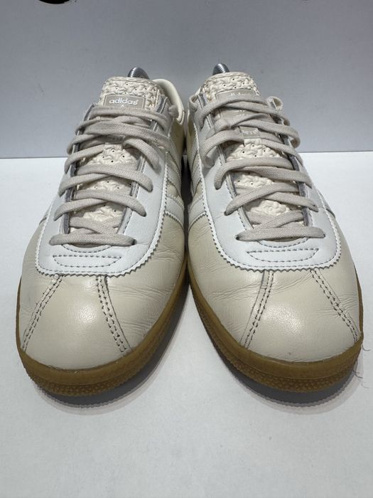 Маратонките ADIDAS ORIGINALS LONDON .Номер 40.5