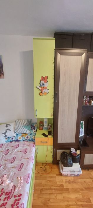 Mobila de vânzare