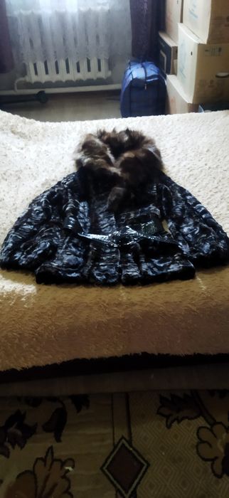 Продаю полушубок