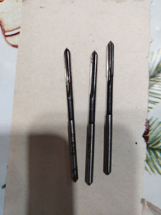 Продам токарные резцы