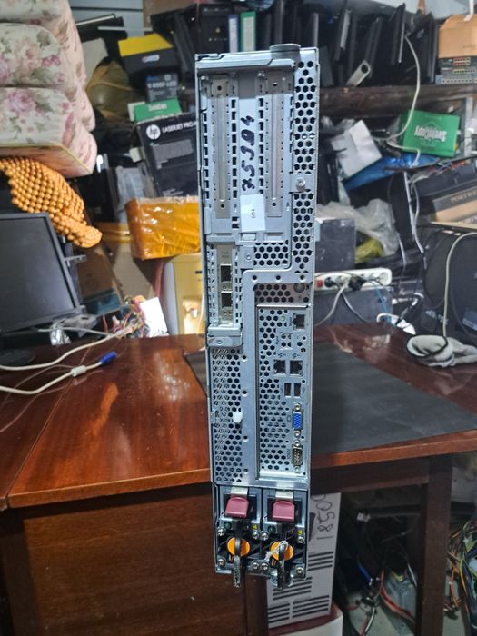 Сервер HP Proliant 2011г/в