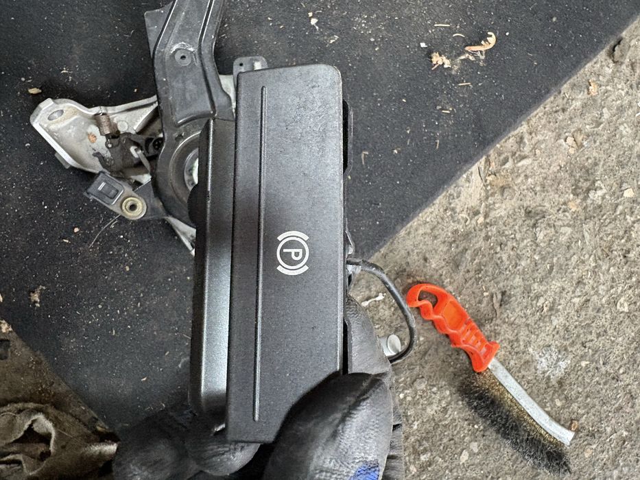 Vw phaeton 3.0tdi 2005 година Педал Ръчна Спирачка