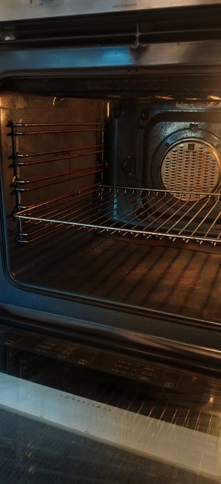Фурна за вграждане AEG