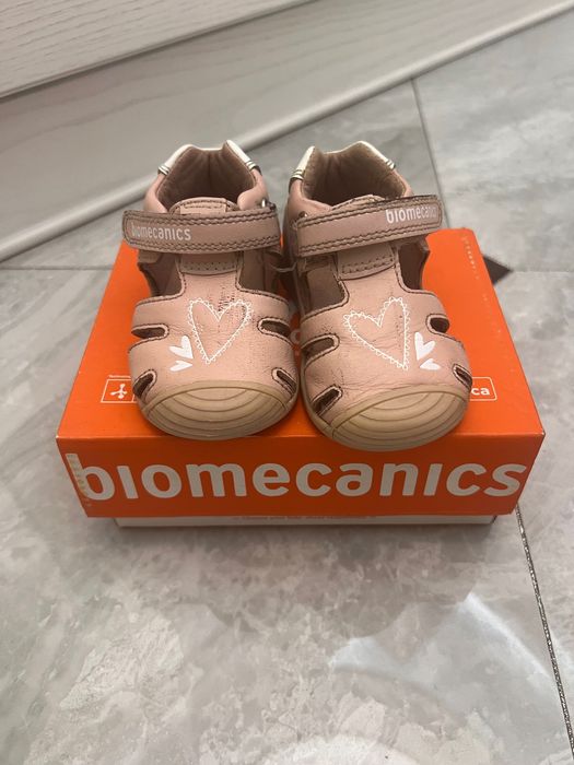 Сандали biomecanics. Производство Испания. 20размер