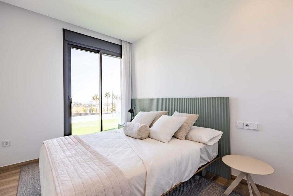 Vilă nouă. Vedere uimitoare la mare și la munte. Polop Benidorm, Altea