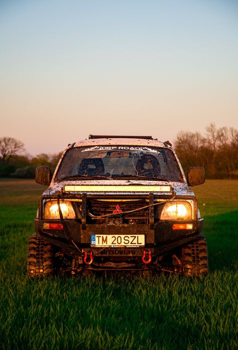 Mitshubishi L200 offroad