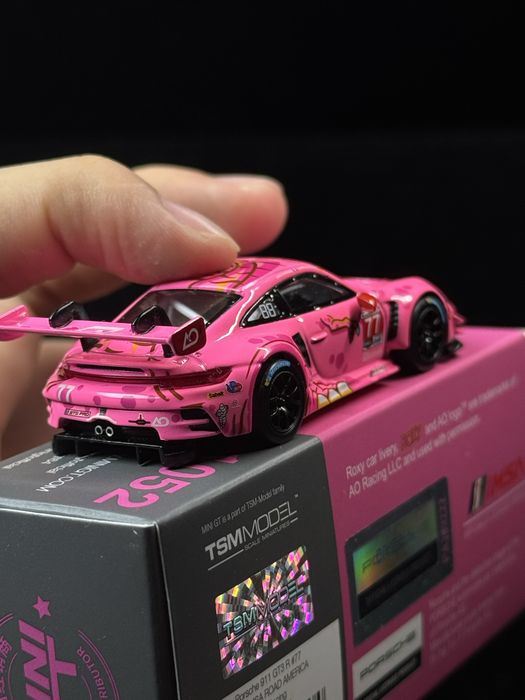 Mini GT | Porsche 911 GT3 #77 (Roxy)
