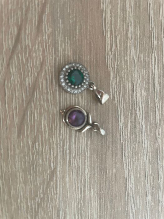 Сребърни медальони