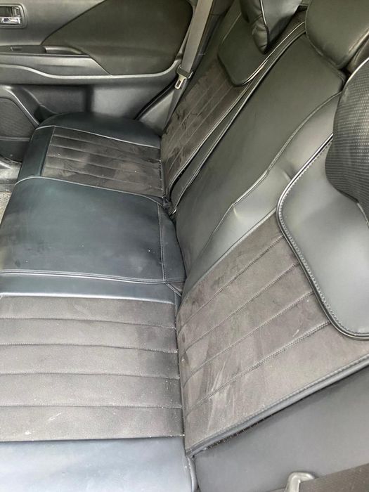 Срочно продам машину в хорошем состояние