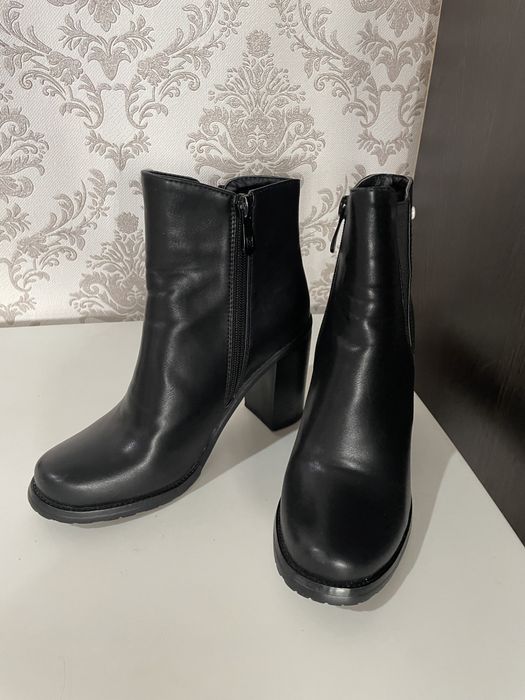 Продам ботильоны