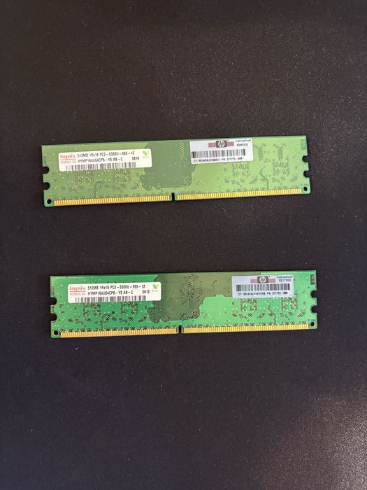 Hynix 512MB RAM doua bucati.
