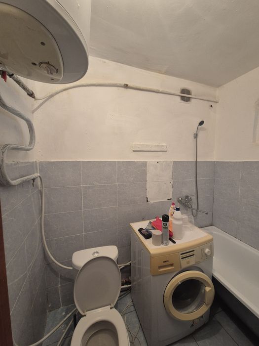 Екі бөлме үи сатылады