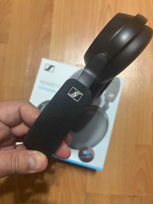 Sennheiser Momentum 4