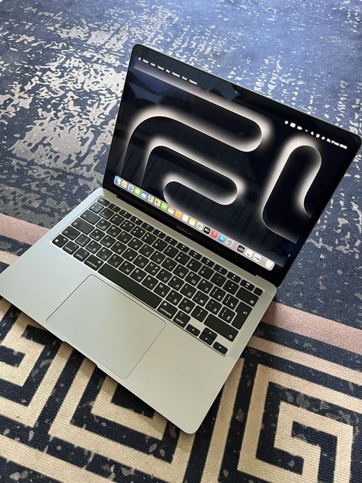 MacBook Air M1 8/256GB