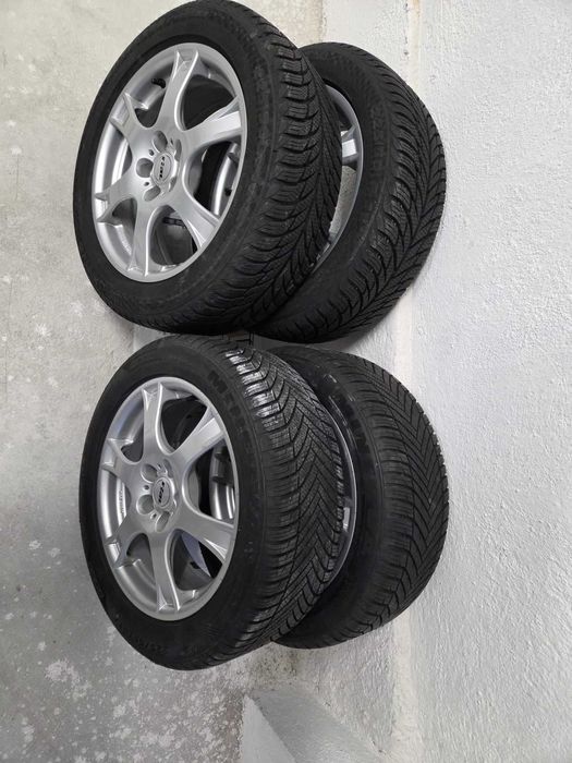 Всесезонни гуми с джанти
