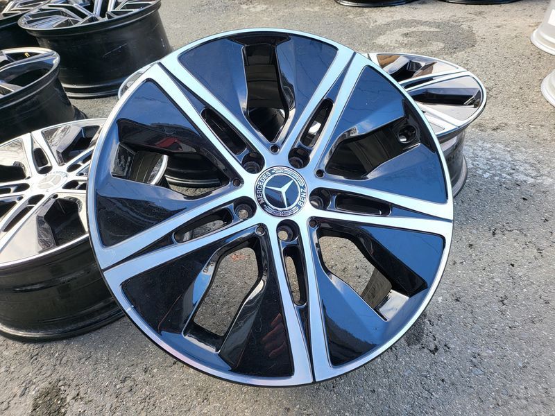 18цола Mercedes A CLA B Мерцедес 4бр Оригинални