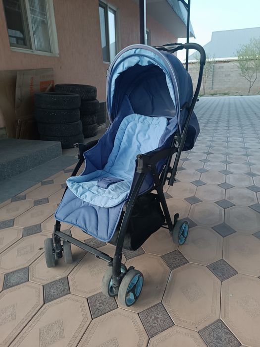 Продается коляска в отличном состояний