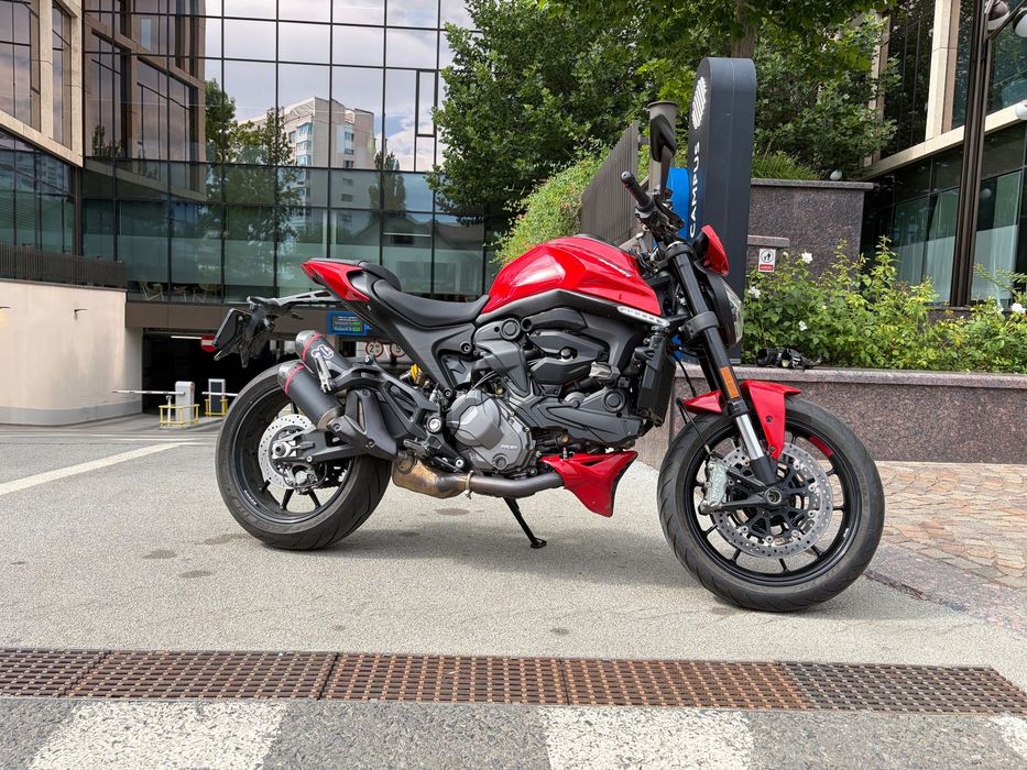 Ducati Monster Ducati Monster plus 937 | 2022 | 6185 km | Istoric Madras