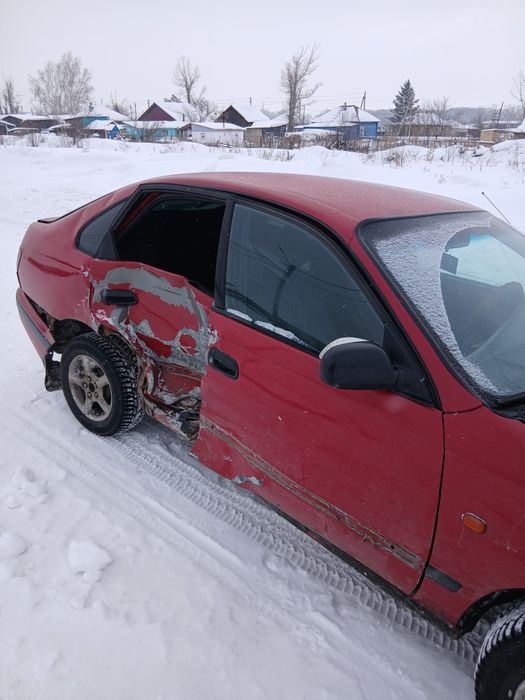 Тойота Карина Е 1995г.в